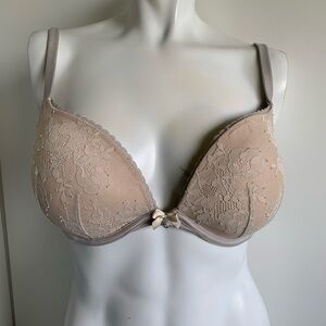 34DD convertible Victoria’s Secret push-up Body by Victoria beige/gray bra